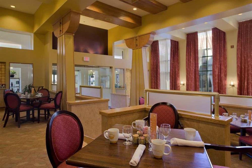 Hotel Hilton Mystic Restaurant photo