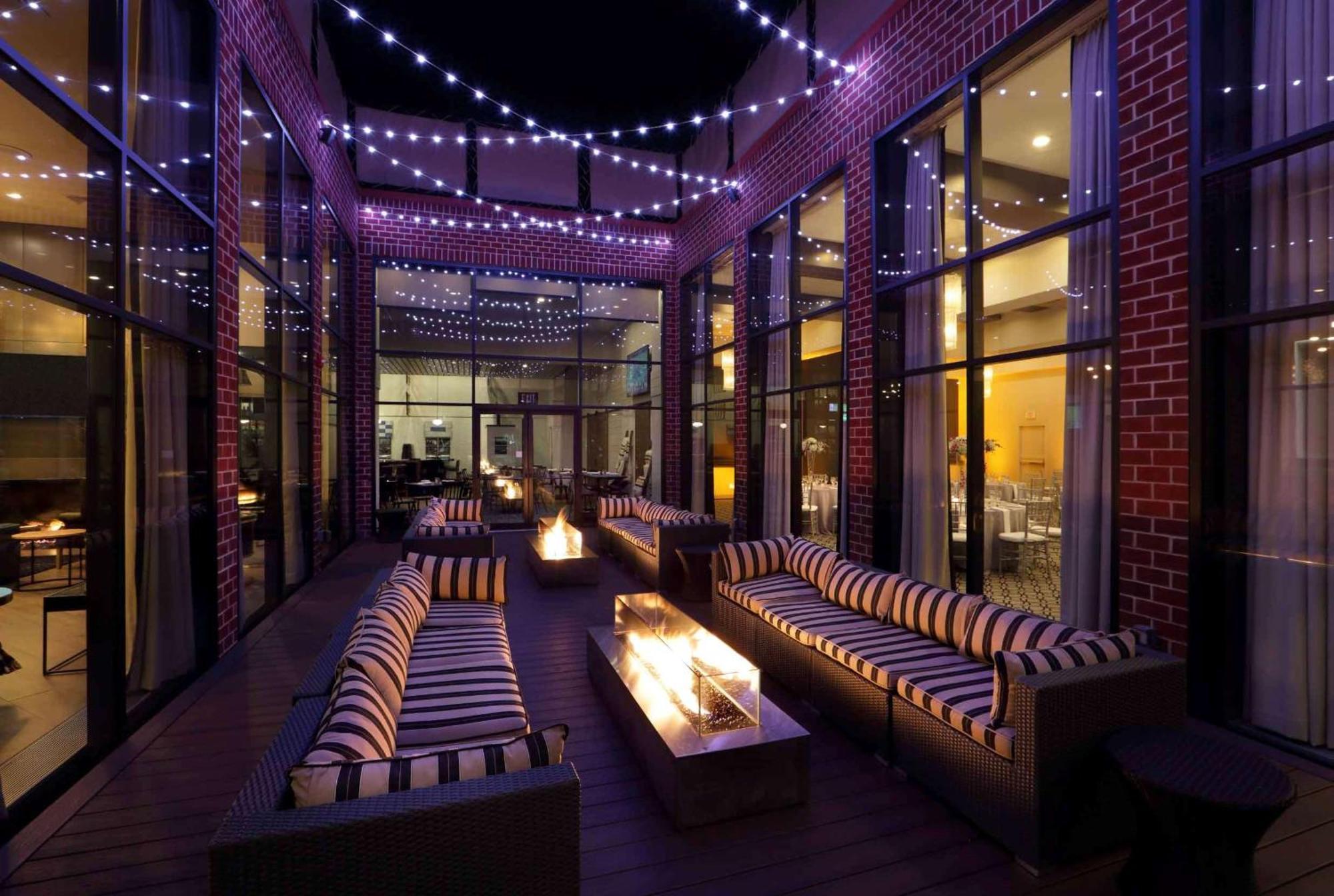 Hotel Hilton Mystic Extérieur photo